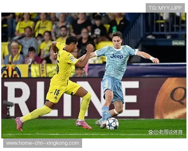 尤文图斯中前场换位带来混乱，角球后点补射建功