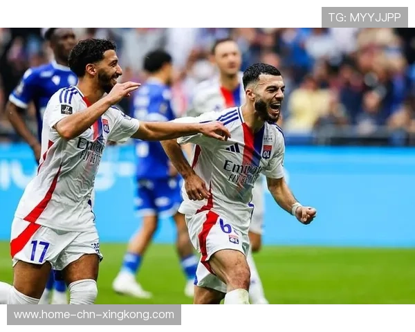 法甲里昂中场渗透成功,锋线接连得分：控场到终结的全景解码